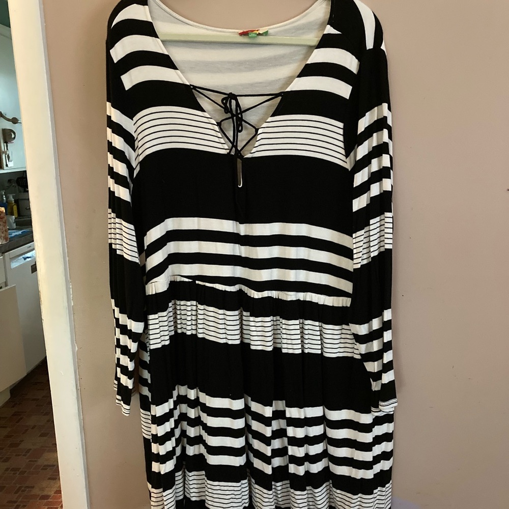 4x ModCloth dress, worn once.